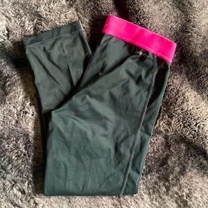 Nike pro capri leggings